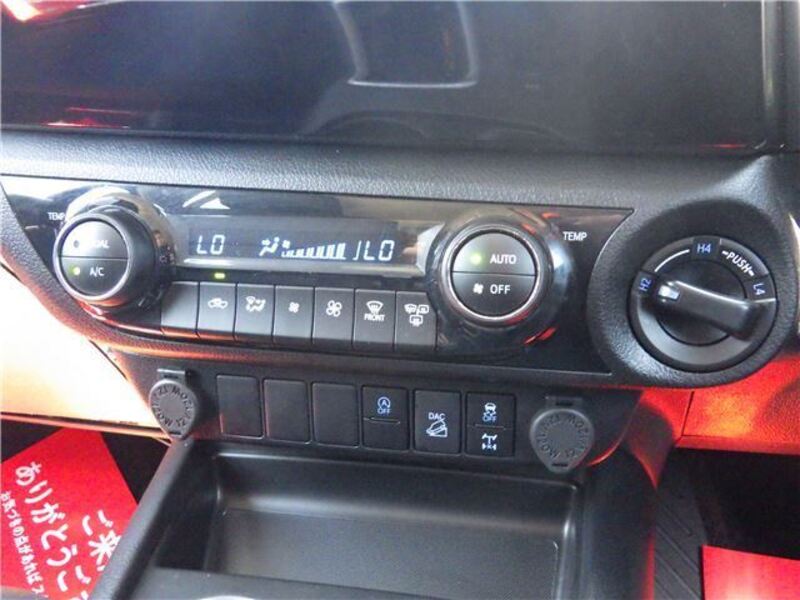 HILUX