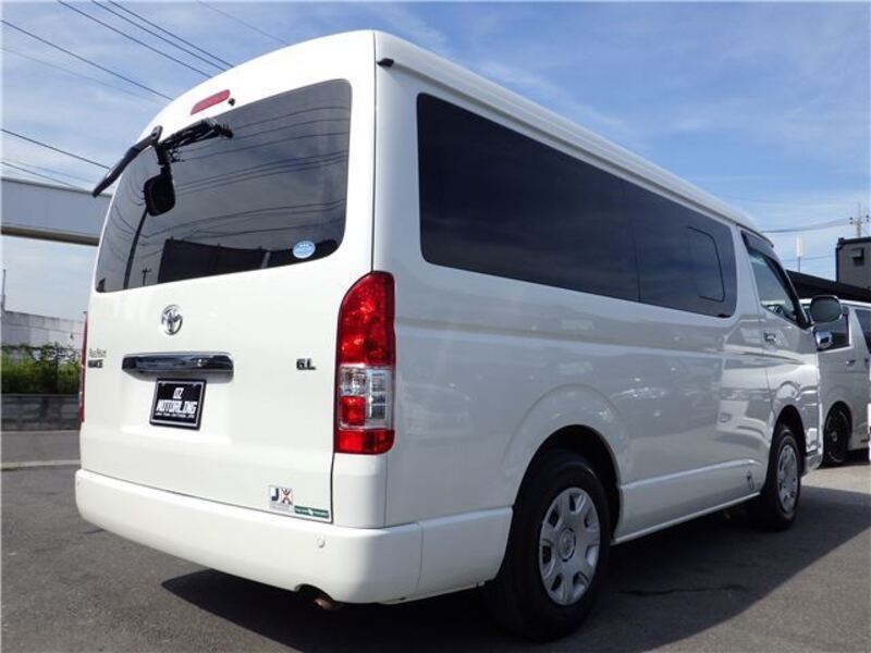 HIACE