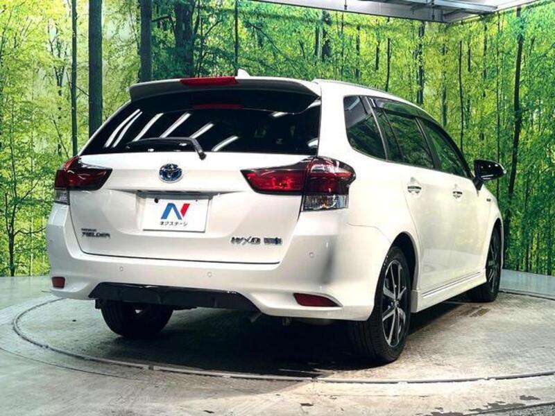 COROLLA FIELDER