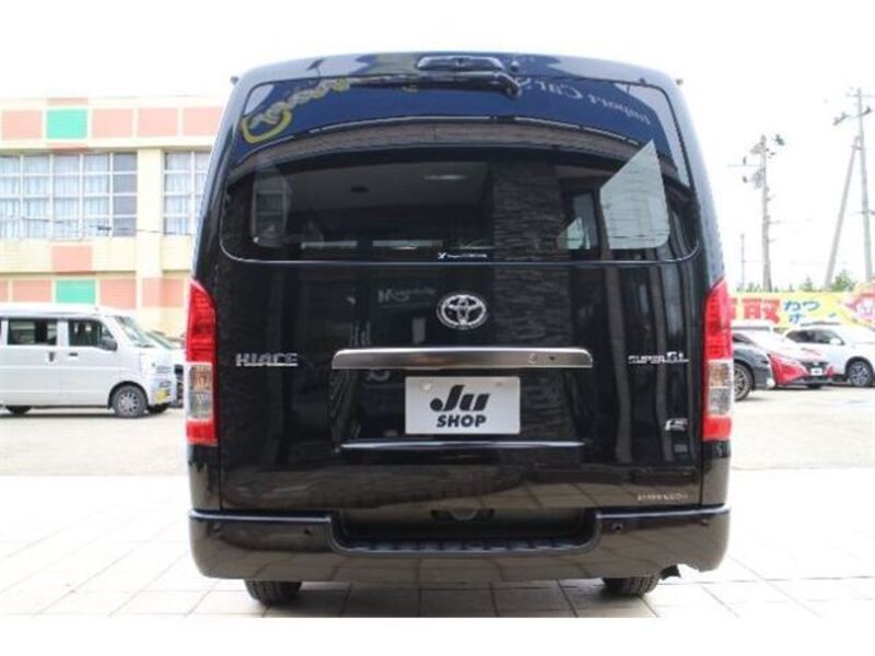 HIACE