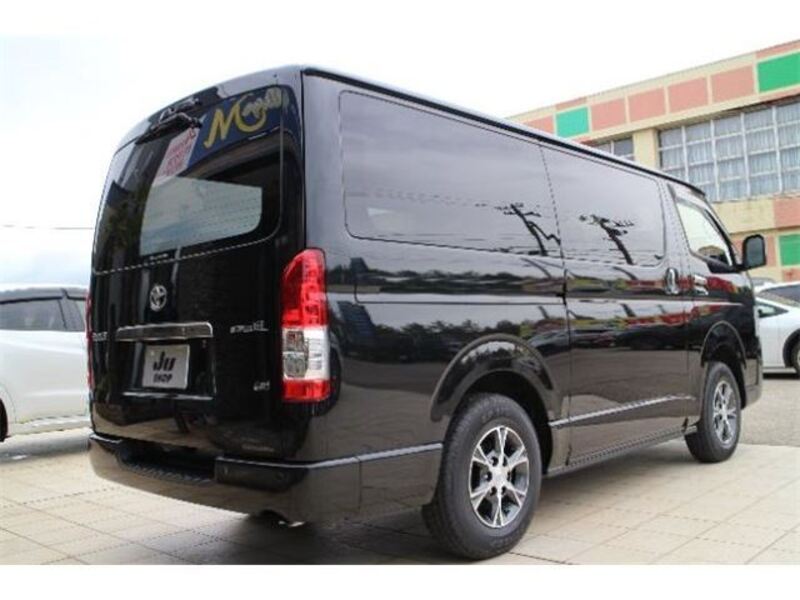HIACE