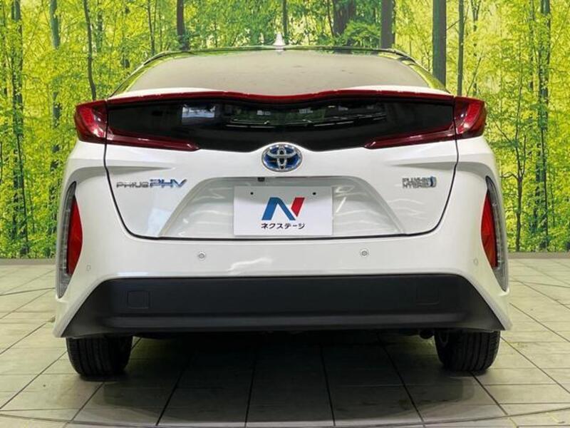PRIUS PHV