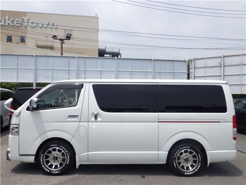 HIACE