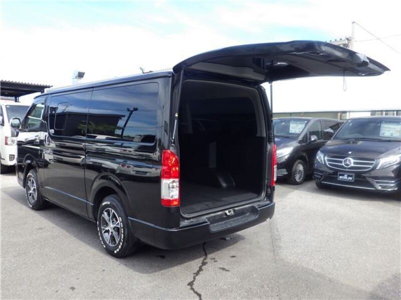 HIACE