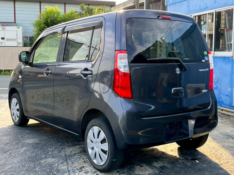 WAGON R