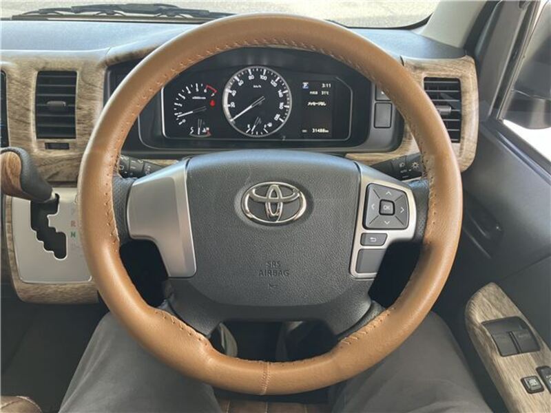 HIACE
