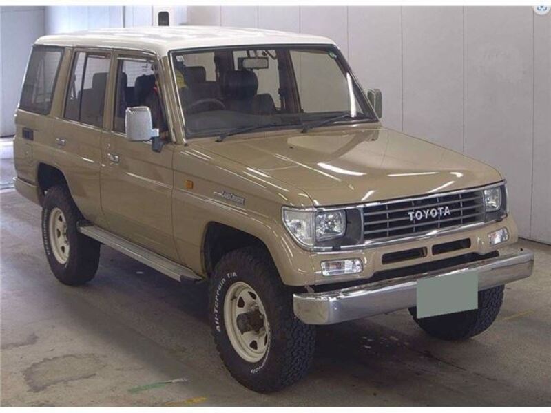 TOYOTA LAND CRUISER PRADO