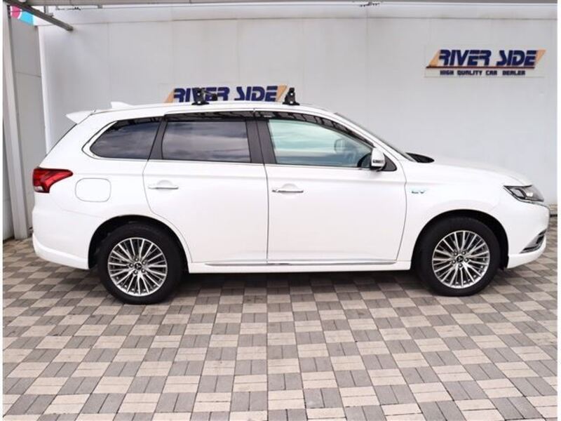 OUTLANDER PHEV
