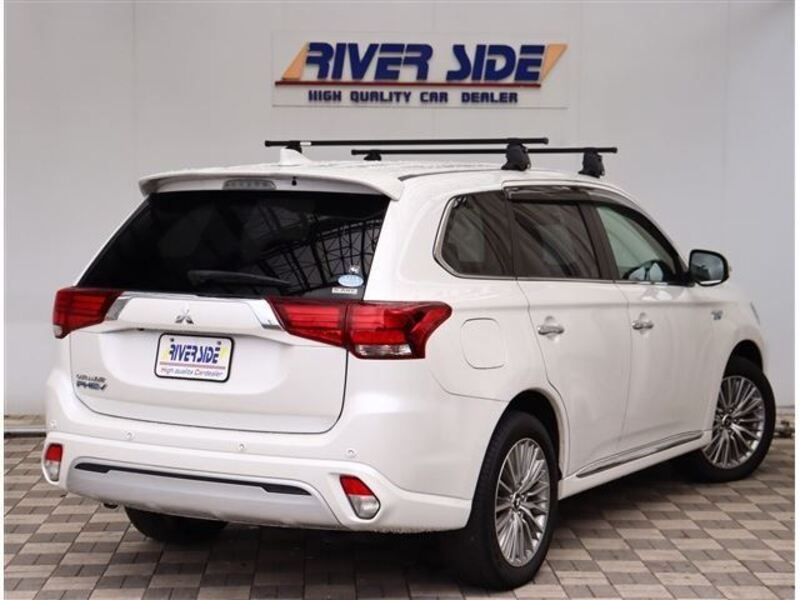 OUTLANDER PHEV