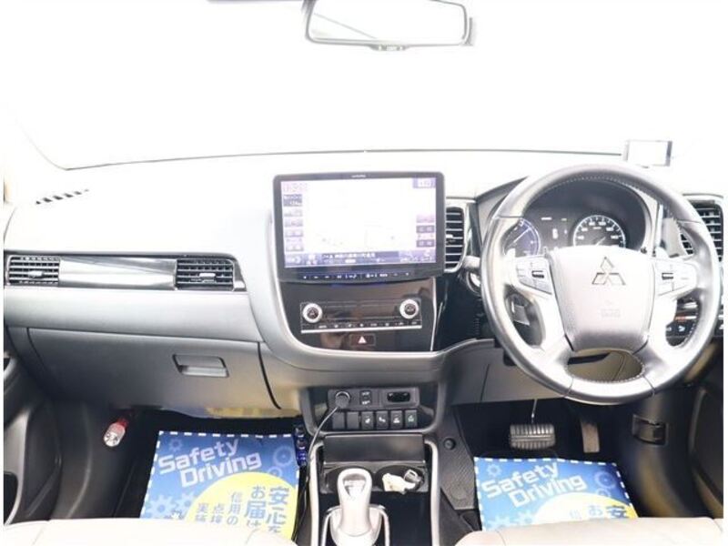 OUTLANDER PHEV