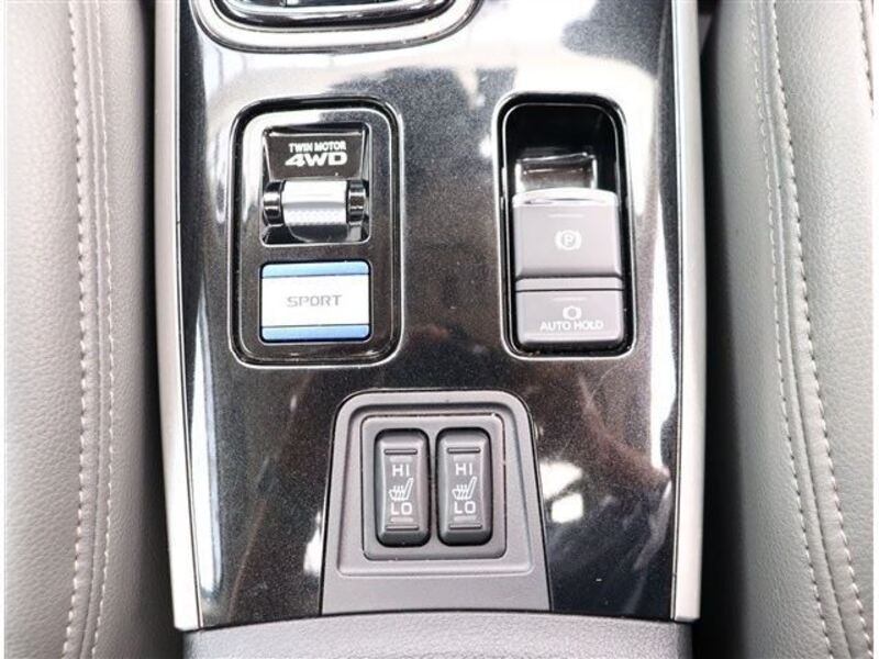 OUTLANDER PHEV