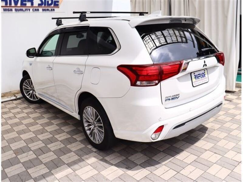 OUTLANDER PHEV