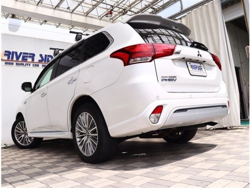 OUTLANDER PHEV