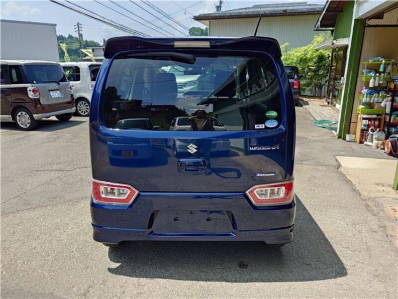 WAGON R