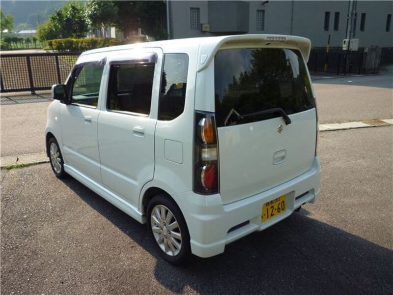 WAGON R