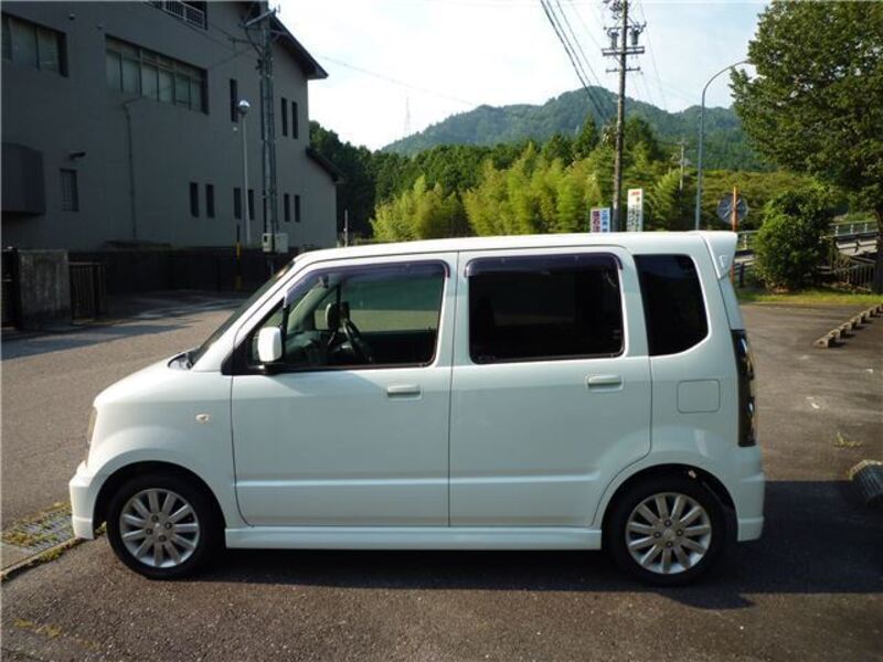 WAGON R
