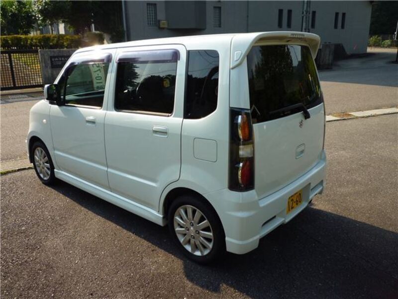 WAGON R