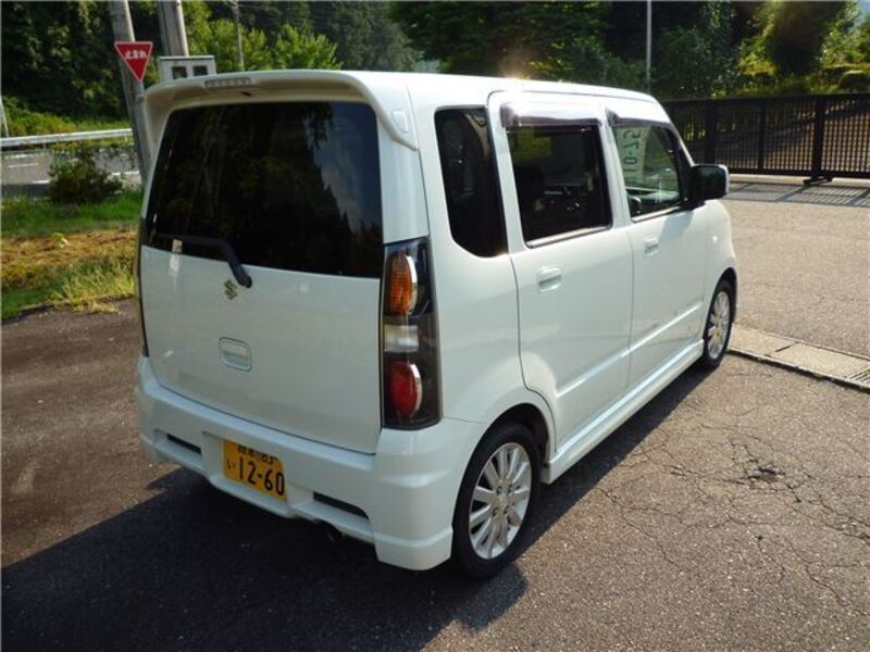WAGON R