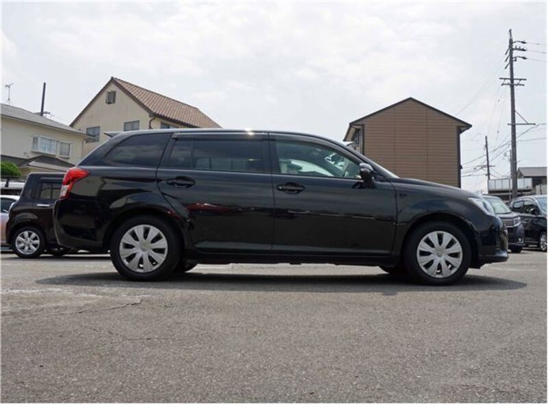 COROLLA FIELDER