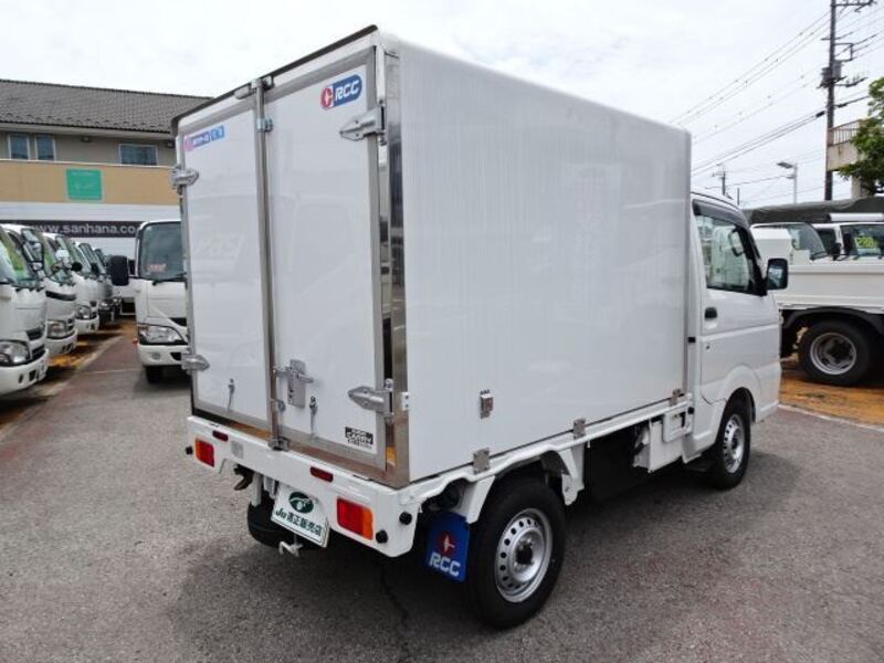 CARRY TRUCK