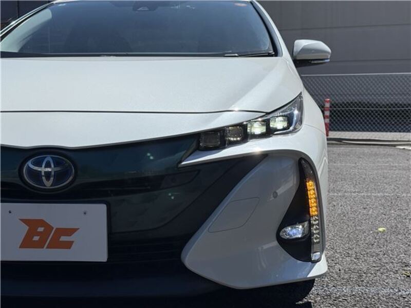 PRIUS PHV
