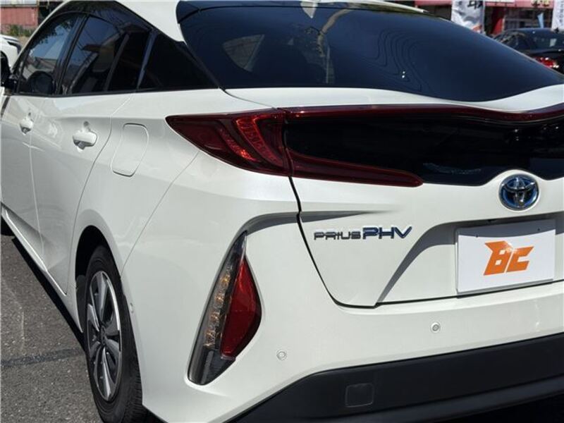 PRIUS PHV