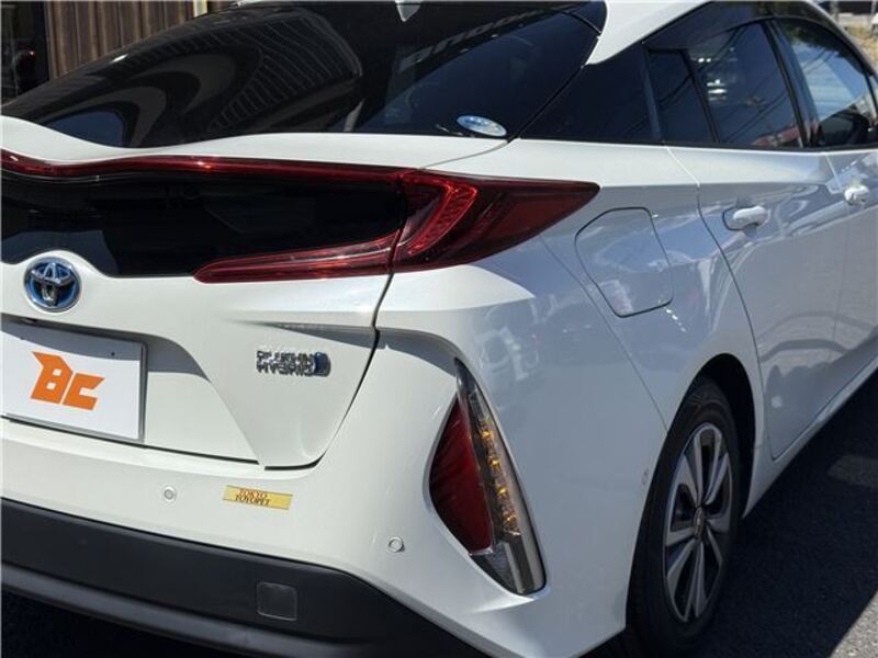 PRIUS PHV
