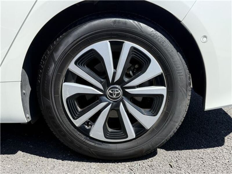 PRIUS PHV