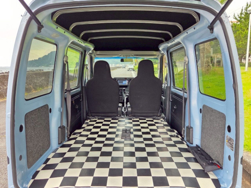 PIXIS VAN