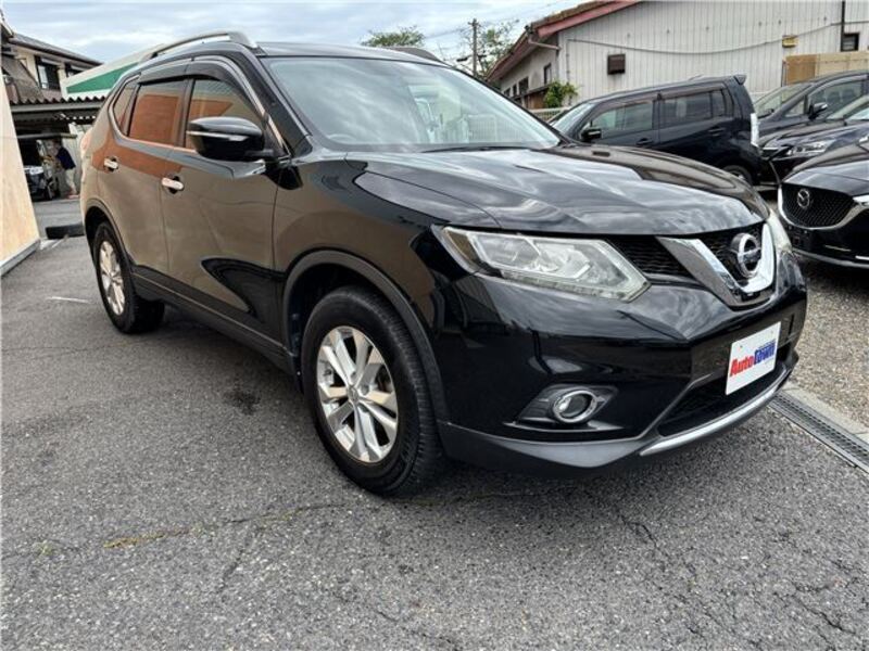 X-TRAIL