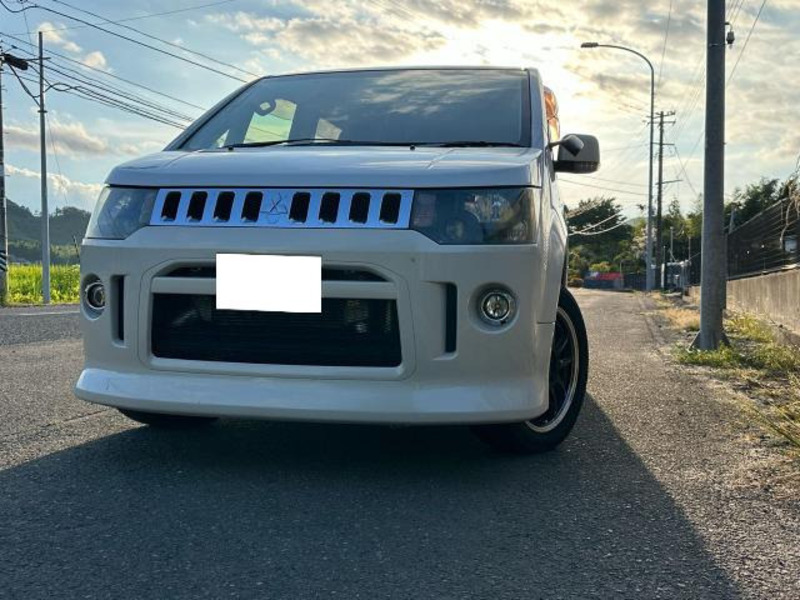 MITSUBISHI DELICA D5