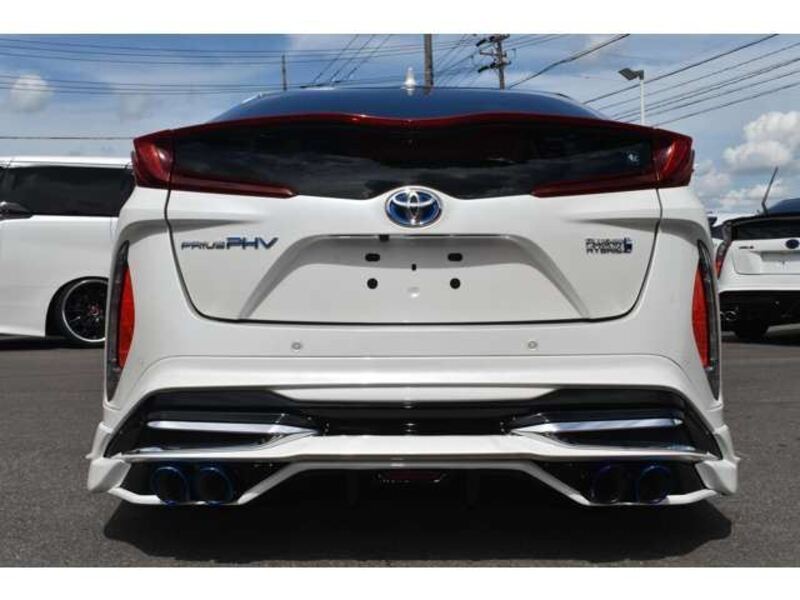 PRIUS PHV