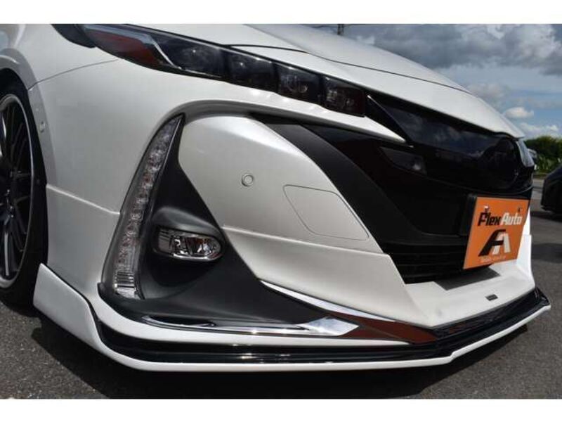 PRIUS PHV