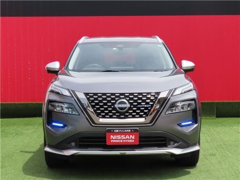 X-TRAIL