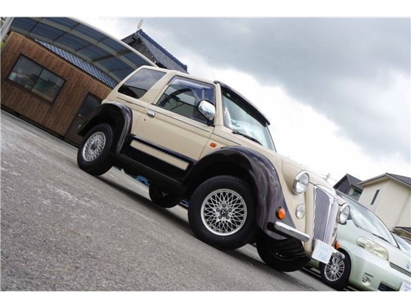 PAJERO JR