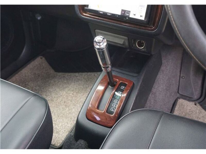 PAJERO JR