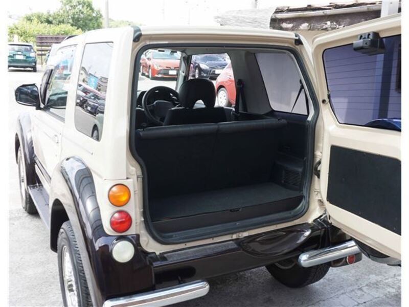 PAJERO JR