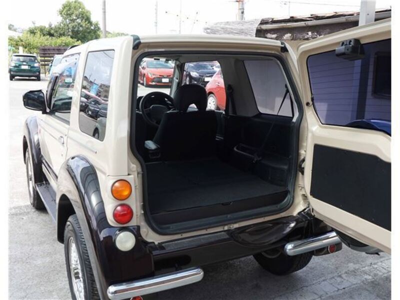 PAJERO JR