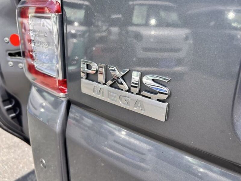 PIXIS MEGA