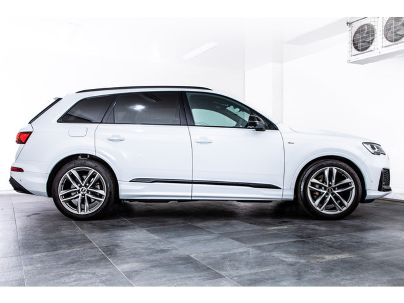 Q7