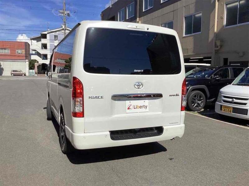 HIACE VAN