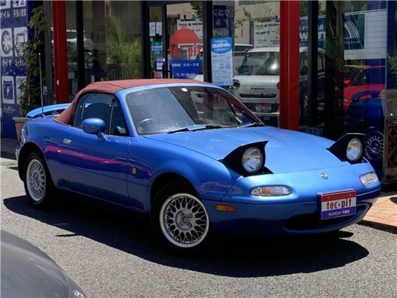 EUNOS ROADSTER