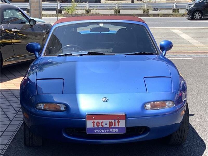 EUNOS ROADSTER