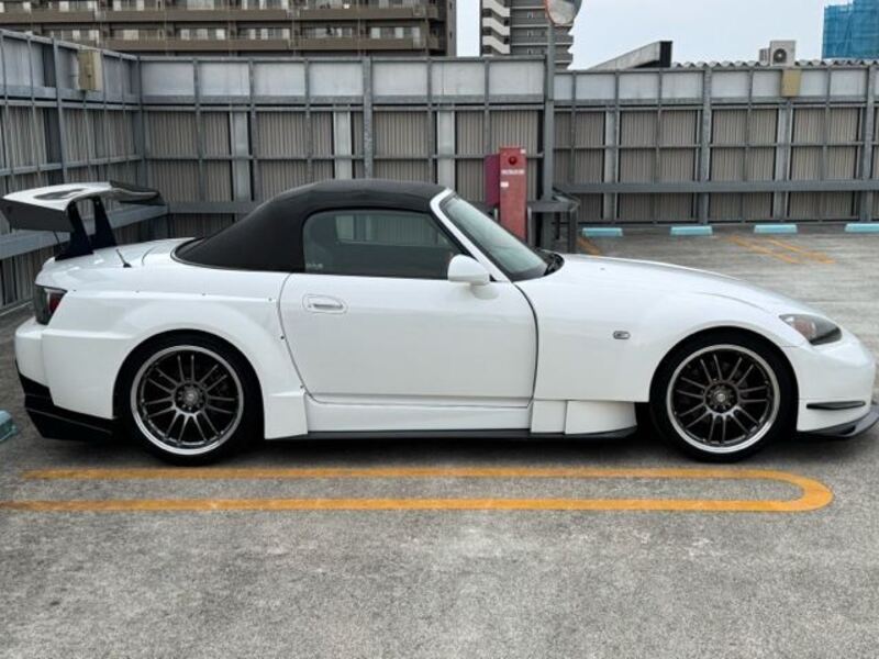 S2000