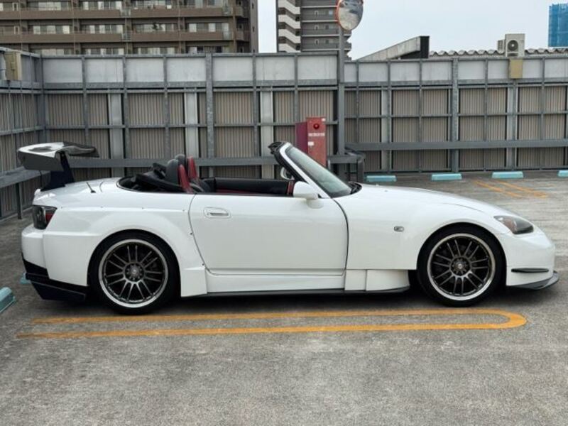S2000