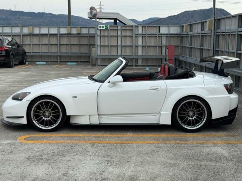 S2000