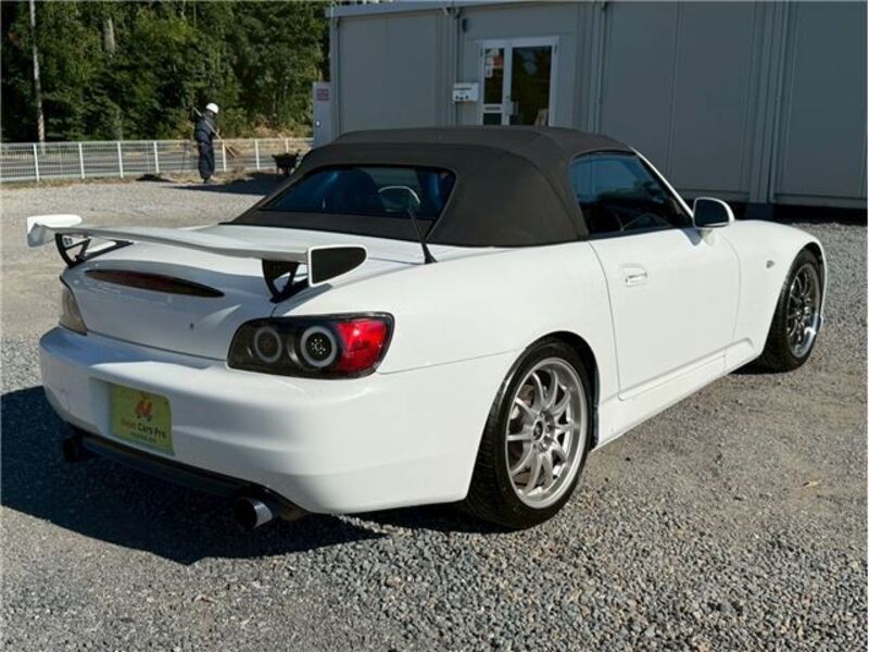 S2000