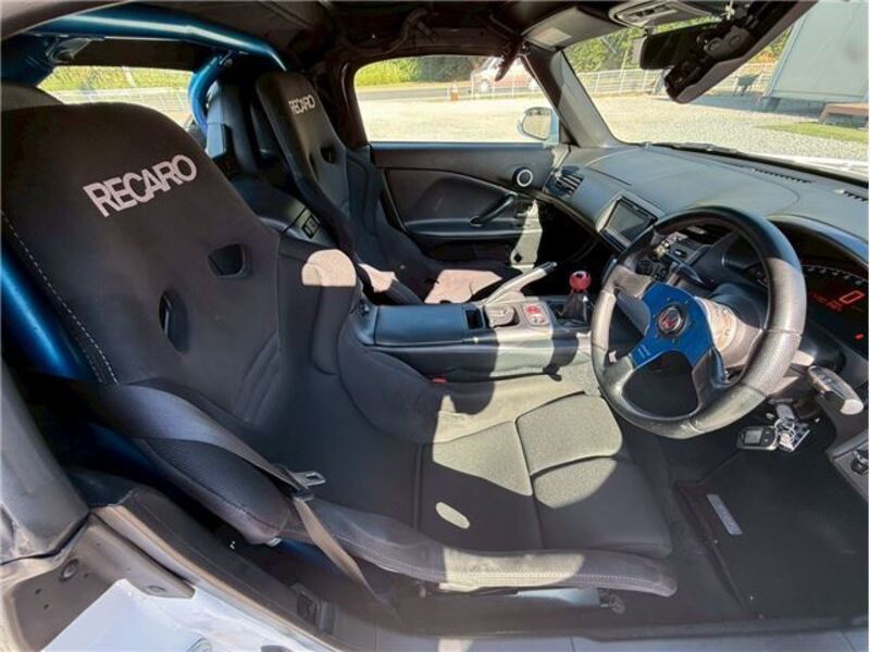 S2000