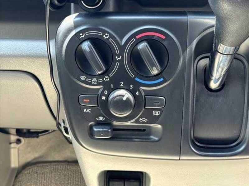 CLIPPER VAN