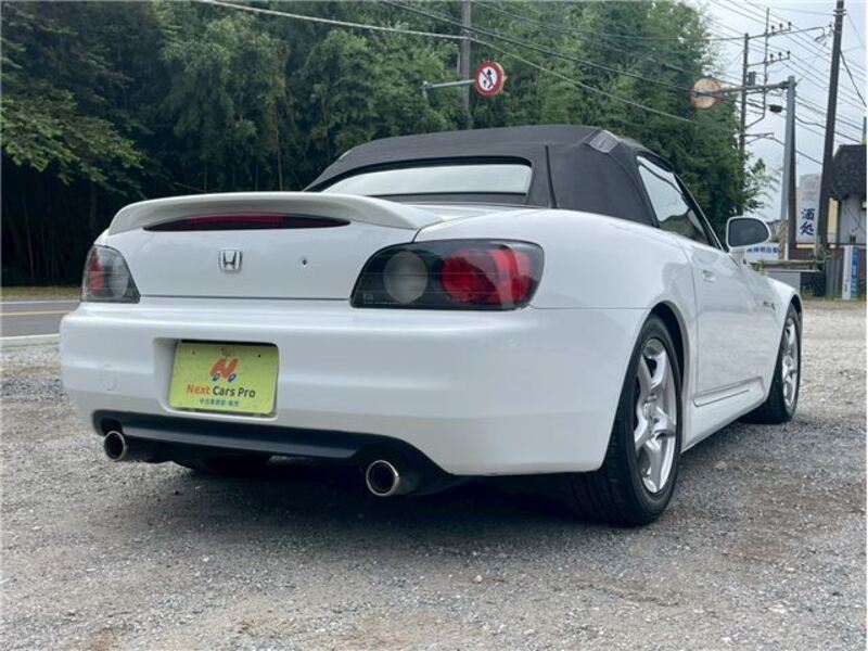 S2000